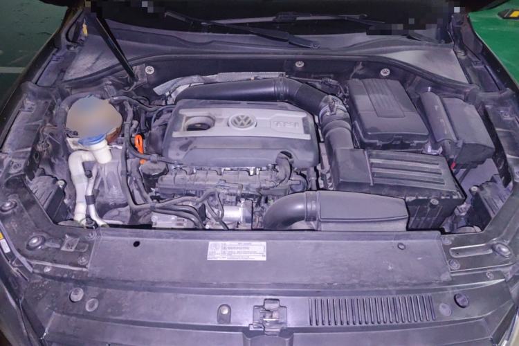 Used Volkswagen Passat 2013 1.8TSI DSG Prestige Edition Engine Bay