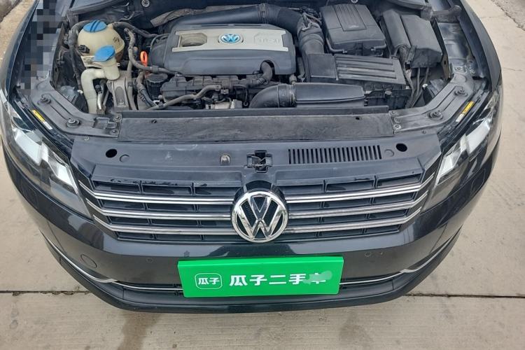 Used Volkswagen Passat 2013 1.8TSI DSG Prestige Edition Engine Bay