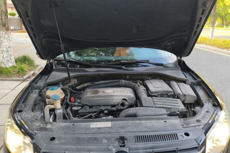 Used Volkswagen Passat 2013 2.0 TSI DSG Prestige Edition Engine Bay