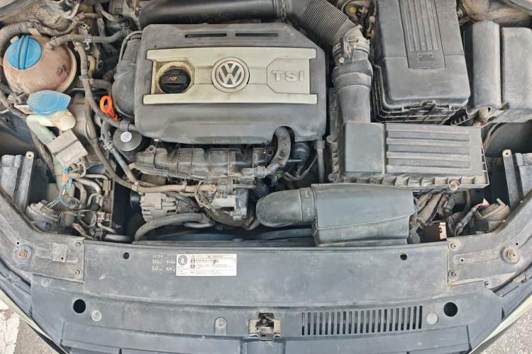 Used Volkswagen Passat 2013 1.8TSI DSG Government Procurement Edition Engine Bay