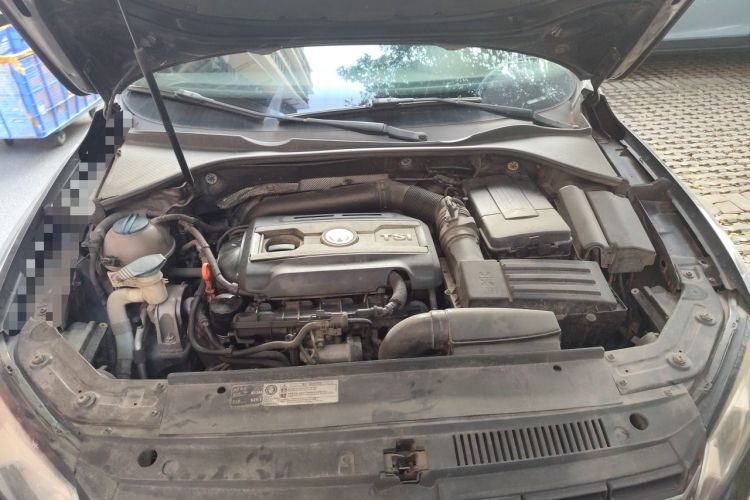 Used Volkswagen Passat 2013 1.8TSI DSG Prestige Edition Engine Bay