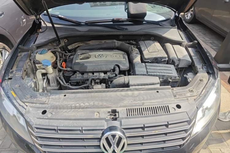 Used Volkswagen Passat 2013 2.0 TSI DSG Prestige Edition Engine Bay