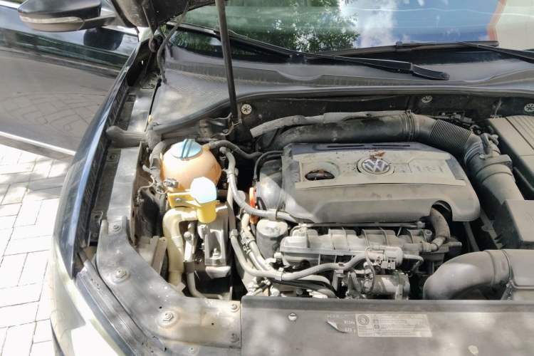 Used Volkswagen Passat 2013 1.8TSI DSG Government Procurement Edition Engine Bay Right