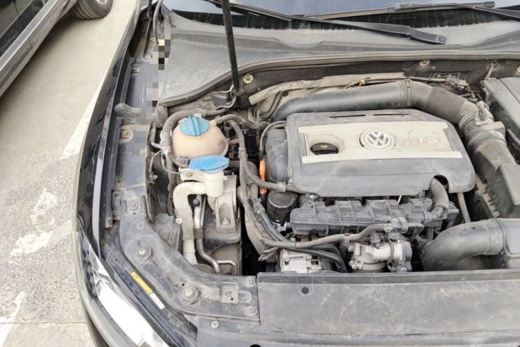 Used Volkswagen Passat 2013 2.0 TSI DSG Prestige Edition Engine Bay Right