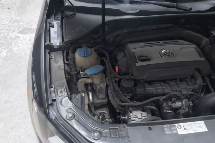 Used Volkswagen Passat 2013 1.8TSI DSG Prestige Edition Engine Bay Right