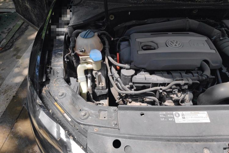 Used Volkswagen Passat 2013 2.0 TSI DSG Ultimate Edition Engine Bay Right