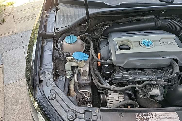 Used Volkswagen Passat 2013 1.8TSI DSG Government Procurement Edition Engine Bay Right