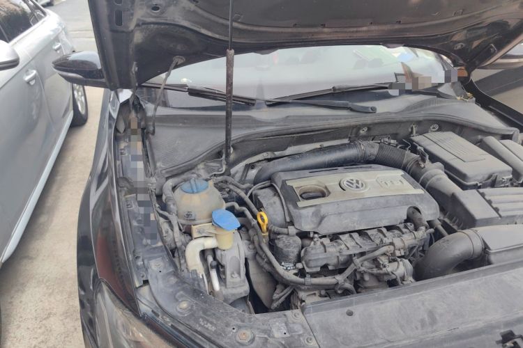 Used Volkswagen Passat 2013 1.8TSI DSG Prestige Edition Engine Bay Right