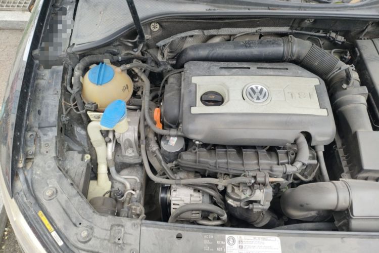 Used Volkswagen Passat 2013 1.8TSI DSG Prestige Edition Engine Bay Right