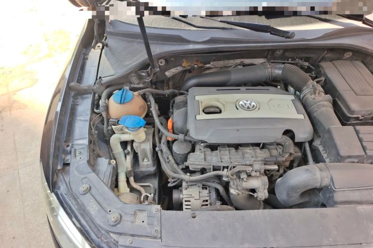 Used Volkswagen Passat 2013 1.8TSI DSG Prestige Edition Engine Bay Right