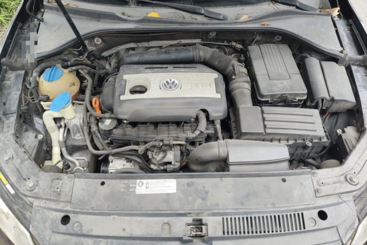Used Volkswagen Passat 2013 1.8TSI DSG Prestige Edition Engine Bay