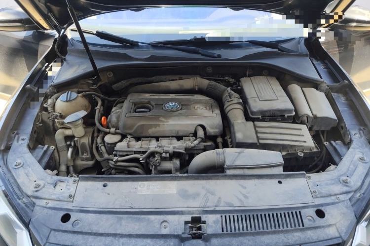 Used Volkswagen Passat 2013 1.8TSI DSG Prestige Edition Engine Bay