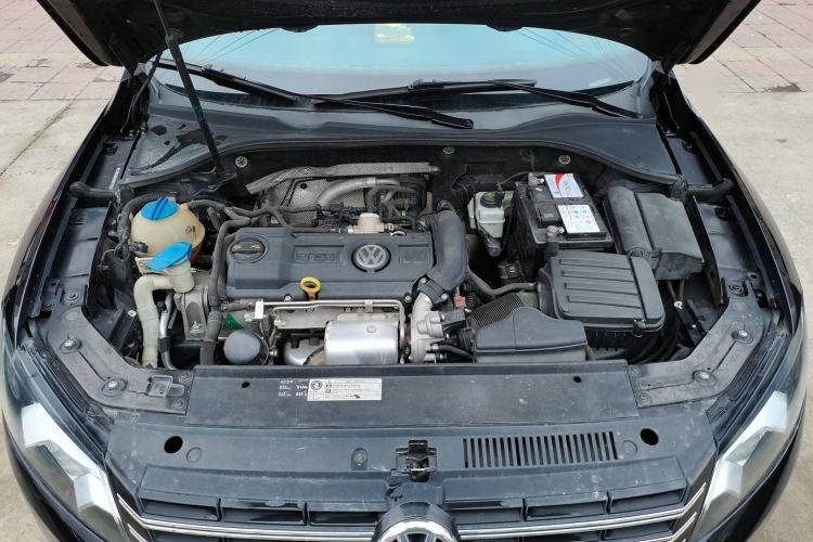 Used Volkswagen Passat 2013 1.4TSI Manual Prestige Edition Engine Bay