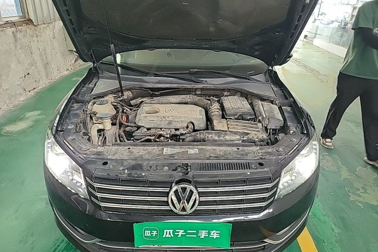 Used Volkswagen Passat 2013 1.8TSI DSG Prestige Edition Engine Bay