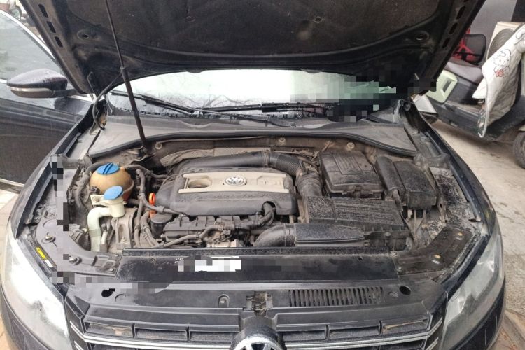 Used Volkswagen Passat 2013 1.8TSI DSG Prestige Edition Engine Bay
