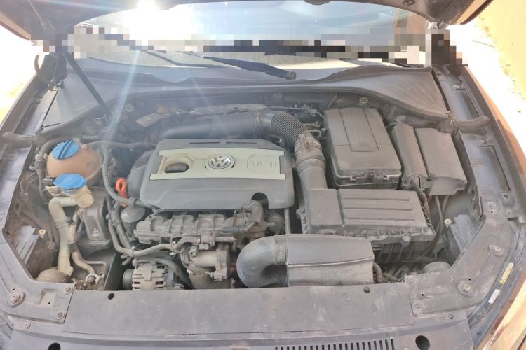 Used Volkswagen Passat 2013 1.8TSI DSG Prestige Edition Engine Bay