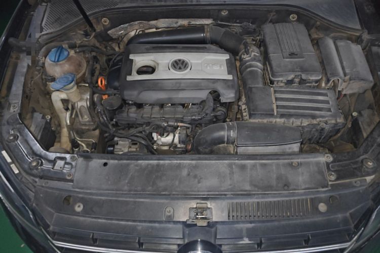 Used Volkswagen Passat 2013 1.8TSI DSG Prestige Edition Engine Bay