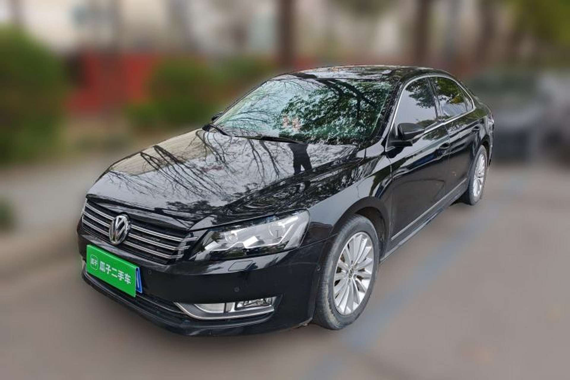 Used Volkswagen Passat 2013 2.0 TSI DSG Ultimate Edition Front Left 45 Deg