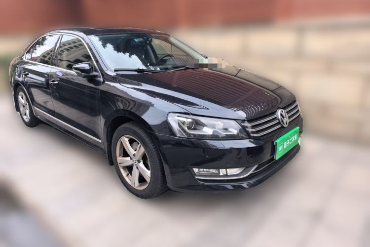 Used Volkswagen Passat 2013 1.8TSI DSG Prestige Edition Front Right 45 Deg