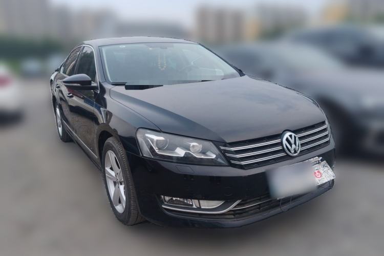 Used Volkswagen Passat 2013 2.0 TSI DSG Prestige Edition Front Right 45 Deg