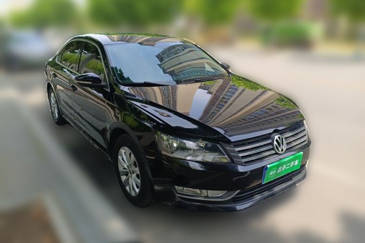 Used Volkswagen Passat 2013 1.8TSI DSG Prestige Edition Front Right 45 Deg