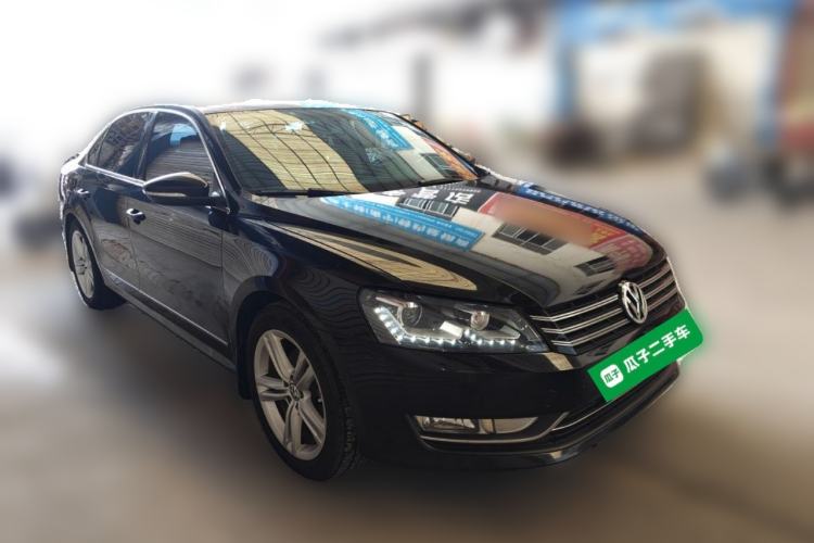 Used Volkswagen Passat 2013 2.0 TSI DSG Ultimate Edition Front Right 45 Deg