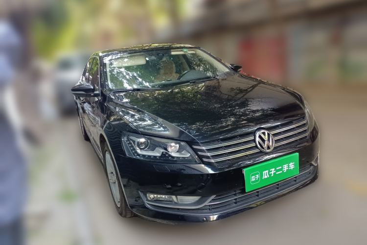 Used Volkswagen Passat 2013 1.8TSI DSG Ultimate Edition Front Right 45 Deg