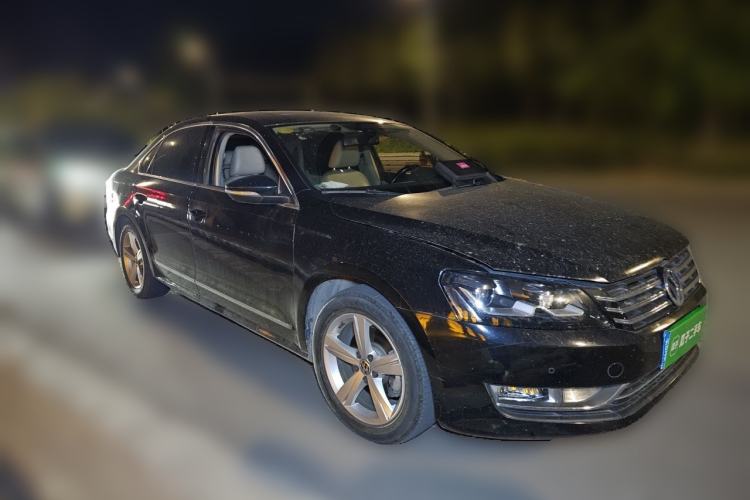Used Volkswagen Passat 2013 1.8TSI DSG Prestige Edition Front Right 45 Deg