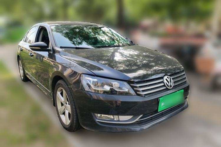 Used Volkswagen Passat 2013 1.8TSI DSG Prestige Edition Front Right 45 Deg