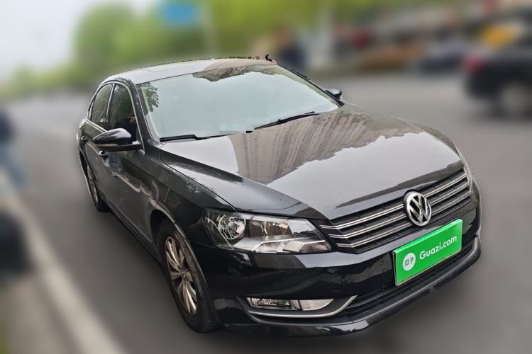 Used Volkswagen Passat 2013 1.8TSI DSG Prestige Edition Front Right 45 Deg