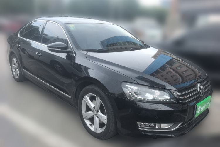 Used Volkswagen Passat 2013 2.0 TSI DSG Prestige Edition Front Right 45 Deg