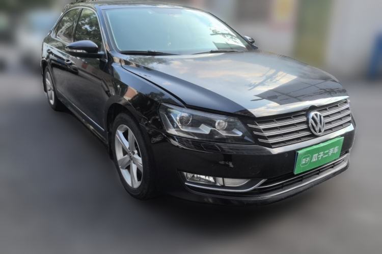 Used Volkswagen Passat 2013 1.8TSI DSG Prestige Edition Front Right 45 Deg