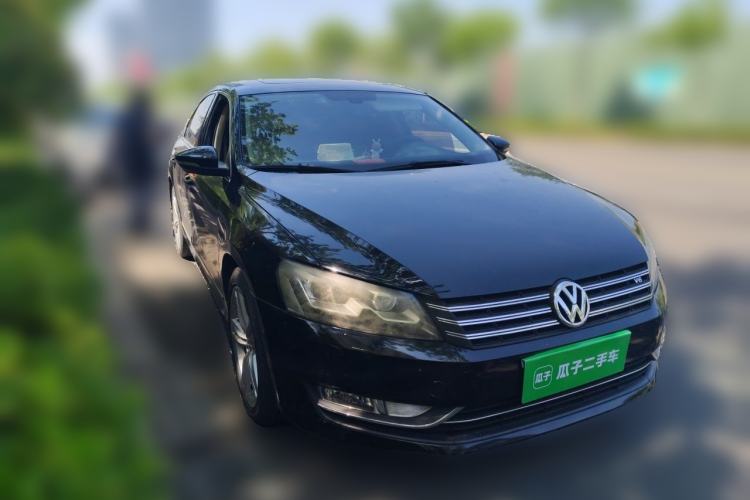 Used Volkswagen Passat 2013 3.0L V6 DSG Flagship Edition Front Right 45 Deg