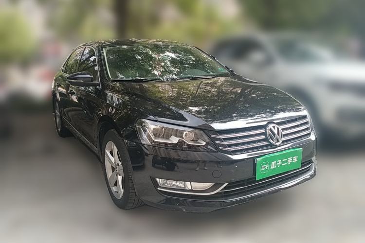 Used Volkswagen Passat 2013 1.8TSI DSG Prestige Edition Front Right 45 Deg