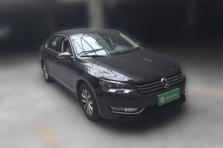 Used Volkswagen Passat 2013 1.8TSI DSG Prestige Edition Front Right 45 Deg