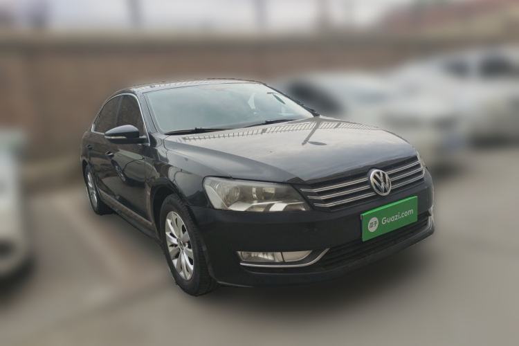 Used Volkswagen Passat 2013 1.8TSI DSG Prestige Edition Front Right 45 Deg