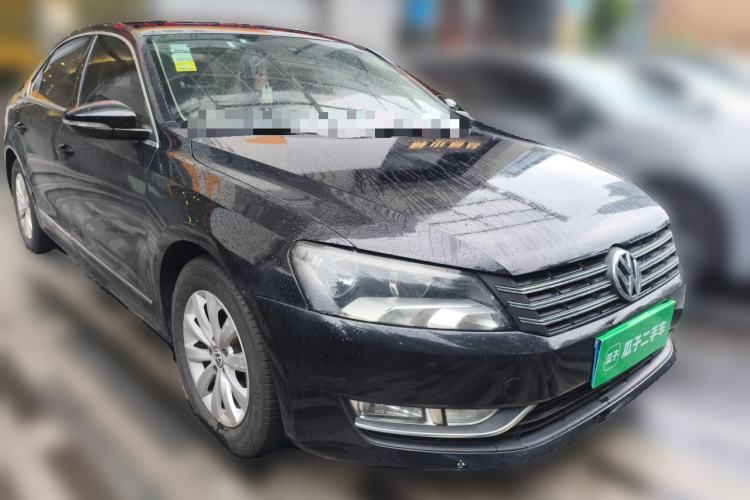 Used Volkswagen Passat 2013 1.4 TSI DSG Prestige Edition Front Right 45 Deg