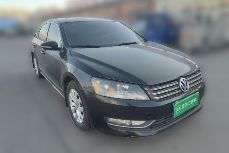 Used Volkswagen Passat 2013 1.8TSI DSG Prestige Edition Front Right 45 Deg