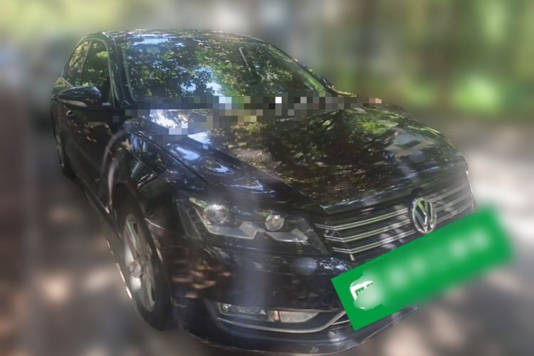 Used Volkswagen Passat 2013 1.8TSI DSG Prestige Edition Front Right 45 Deg