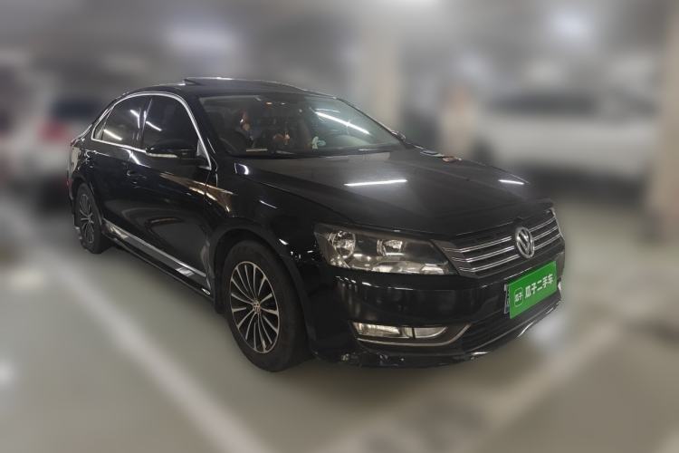 Used Volkswagen Passat 2013 1.8TSI DSG Prestige Edition Front Right 45 Deg
