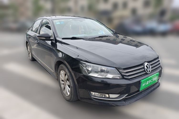 Used Volkswagen Passat 2013 1.8TSI DSG Prestige Edition Front Right 45 Deg