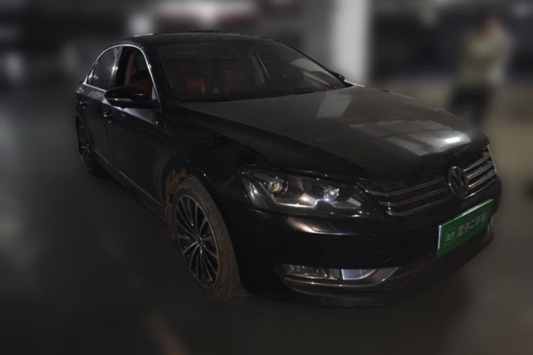 Used Volkswagen Passat 2013 3.0L V6 DSG Flagship Edition Front Right 45 Deg