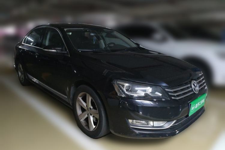 Used Volkswagen Passat 2013 1.8TSI DSG Prestige Edition Front Right 45 Deg