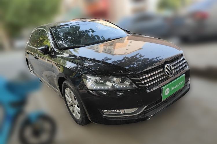 Used Volkswagen Passat 2013 1.8TSI DSG Prestige Edition Front Right 45 Deg