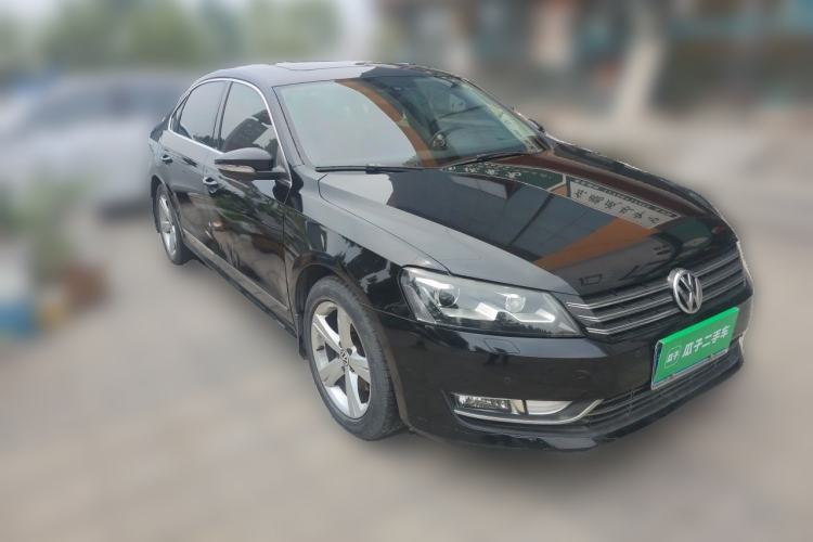 Used Volkswagen Passat 2013 1.8TSI DSG Prestige Edition Front Right 45 Deg