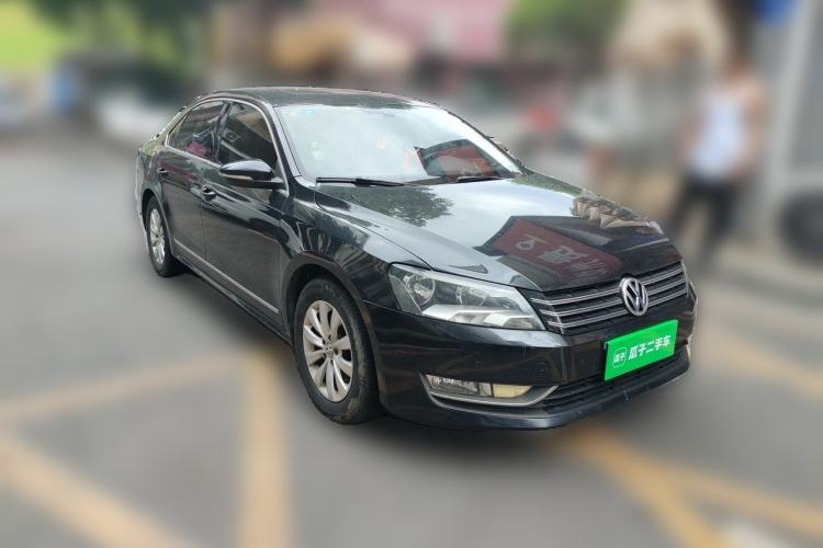 Used Volkswagen Passat 2013 1.8TSI DSG Prestige Edition Front Right 45 Deg