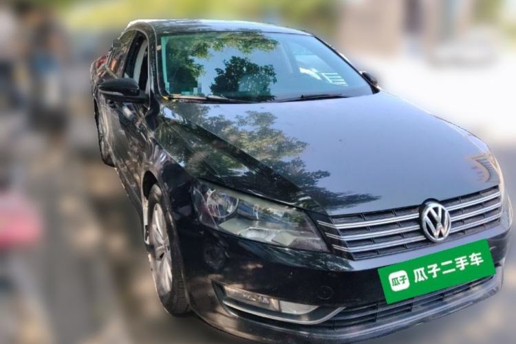 Used Volkswagen Passat 2013 1.8TSI DSG Prestige Edition Front Right 45 Deg