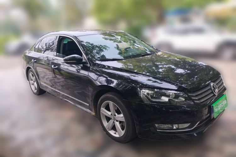 Used Volkswagen Passat 2013 1.8TSI DSG Prestige Edition Front Right 45 Deg