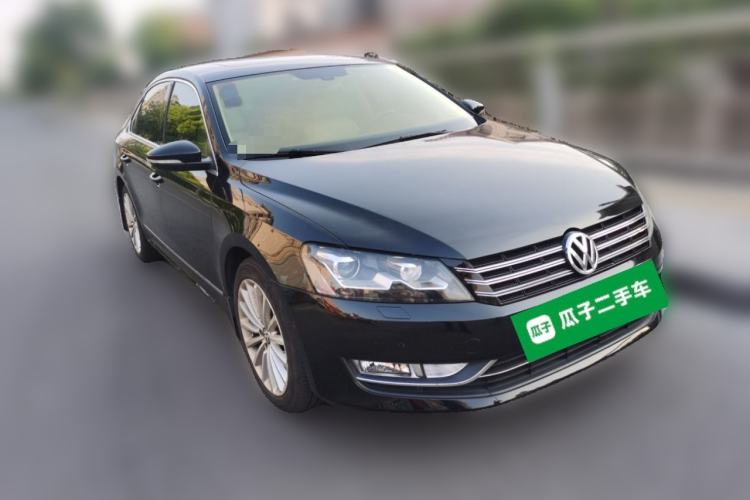Used Volkswagen Passat 2013 1.8TSI DSG Ultimate Edition Front Right 45 Deg