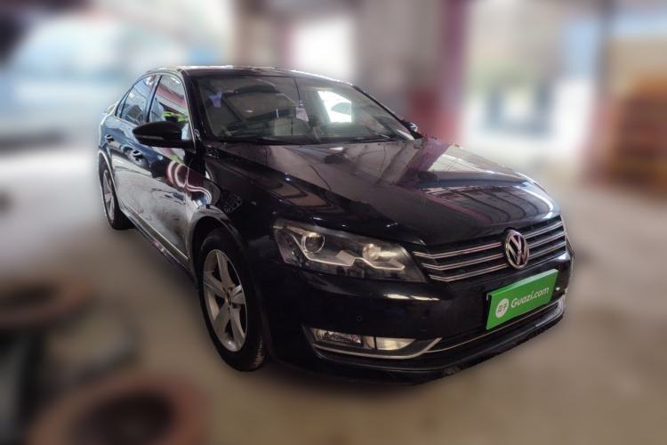 Used Volkswagen Passat 2013 1.8TSI DSG Prestige Edition Front Right 45 Deg
